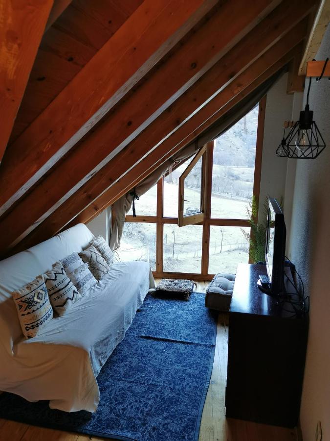 Apartament Duplex Con Terraza Y Vistas Panoramicas En Tauell Zewnętrze zdjęcie