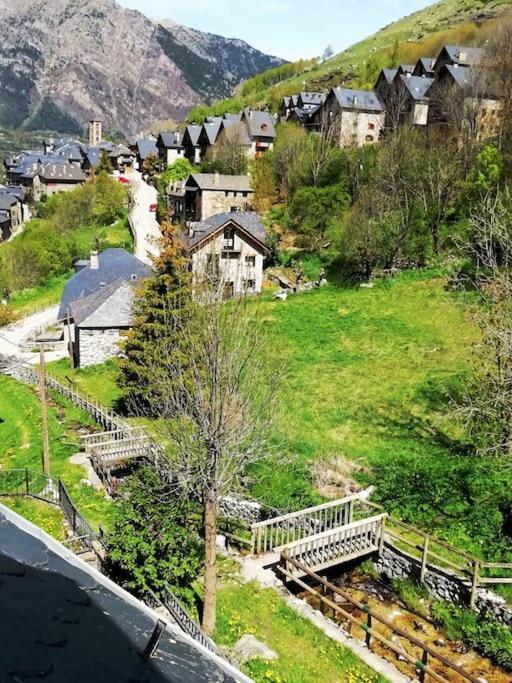 Apartament Duplex Con Terraza Y Vistas Panoramicas En Tauell Zewnętrze zdjęcie