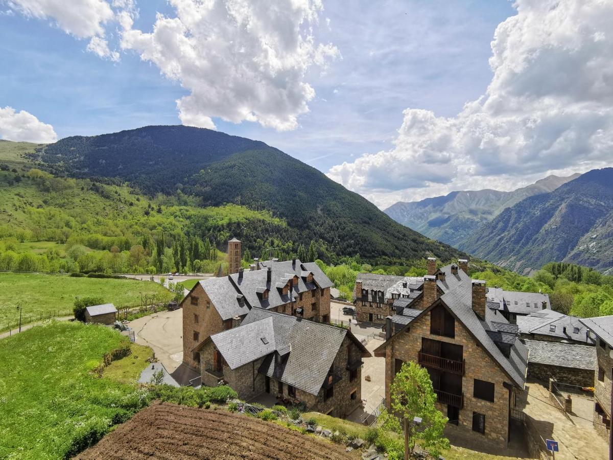 Apartament Duplex Con Terraza Y Vistas Panoramicas En Tauell Zewnętrze zdjęcie