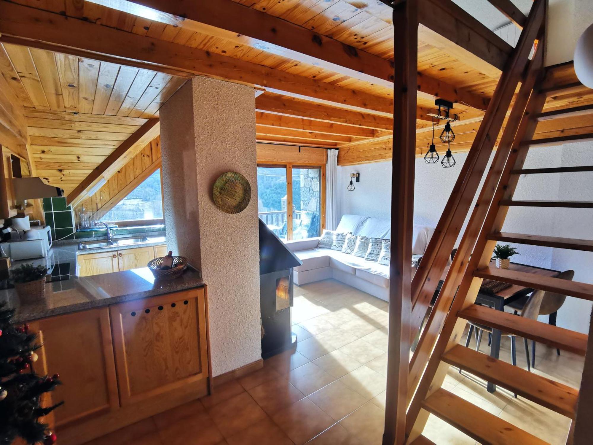 Apartament Duplex Con Terraza Y Vistas Panoramicas En Tauell Zewnętrze zdjęcie